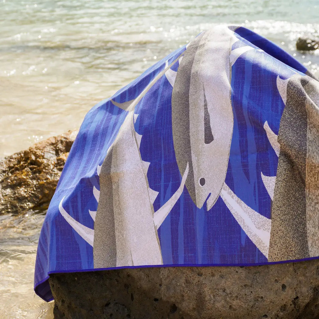 Ahi Beach Towel – Hawaiian Tanioka's Design, Quick-Dry – NOHO HOME