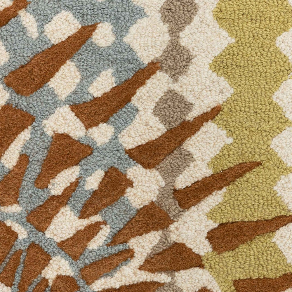 Close Up of the Hālāwai Area Rug Maui Snaring the Sun Hawaiian Print