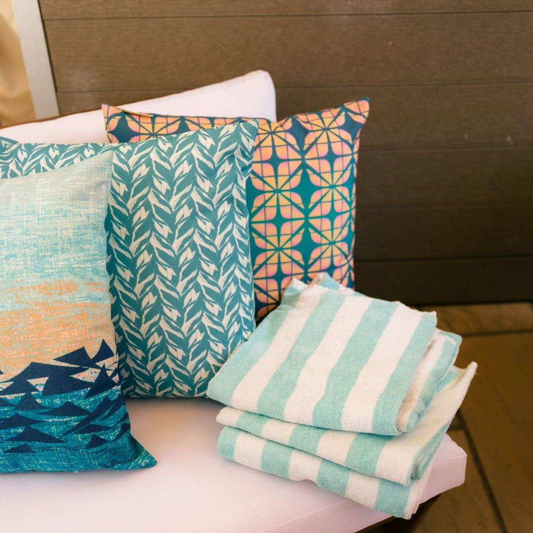 Kī Square Pillowcase