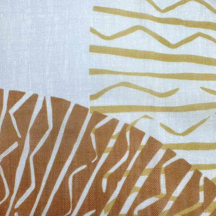 Closeup of the Niho Medallion Travel Wrap Hawaiian Print