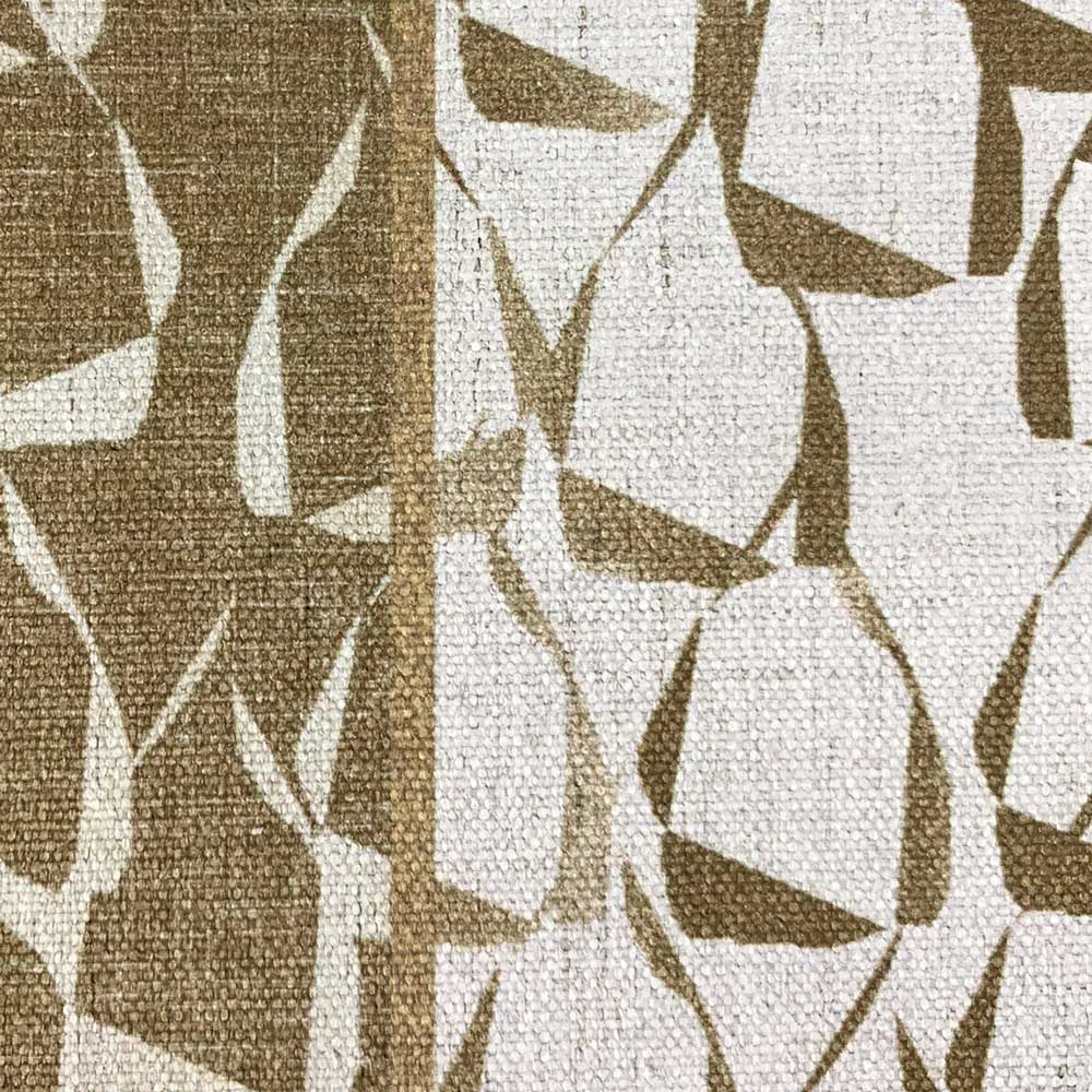 Close-up of the Premium ʻEke Hawaiian Print Dining Placemat Set