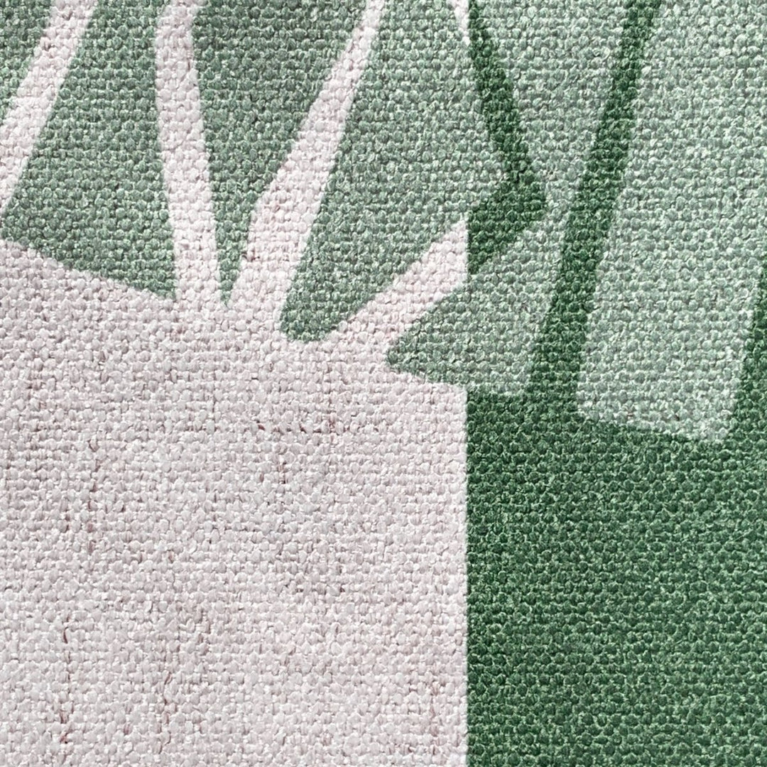 An up close look at the beautiful Sage Niho Medallion table runner.