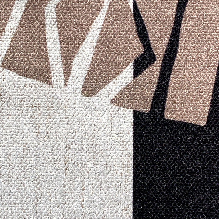 An up close look at the beautiful black Niho Medallion table runner.