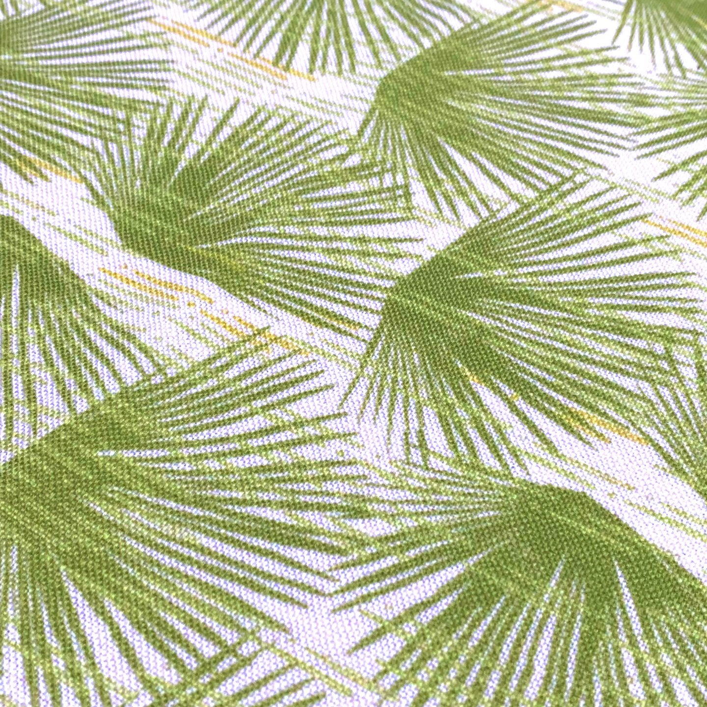 Ivory and Green Loulu Dining Napkin Set 