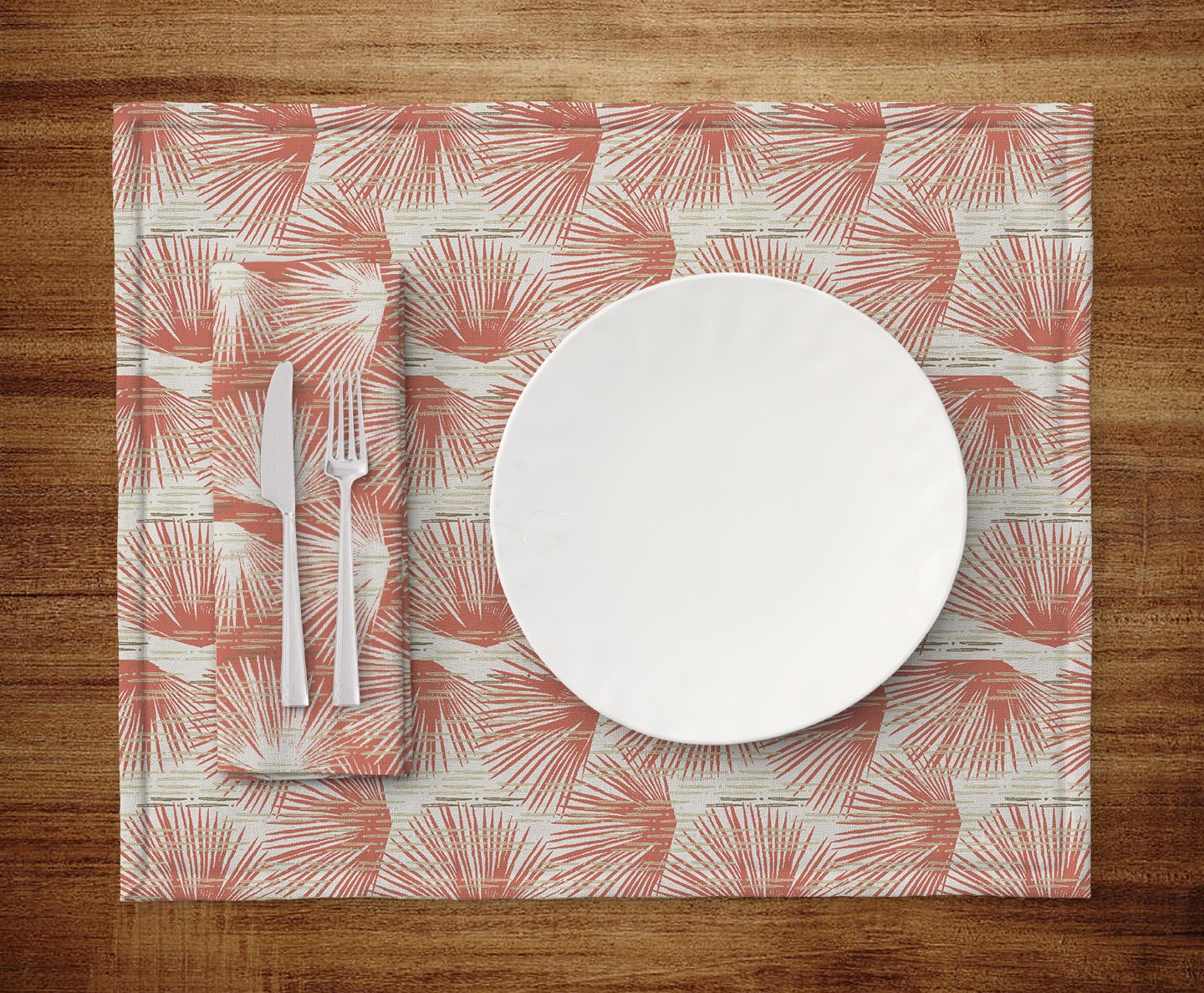 Red and Ivory Loulu Dining Placemat Set