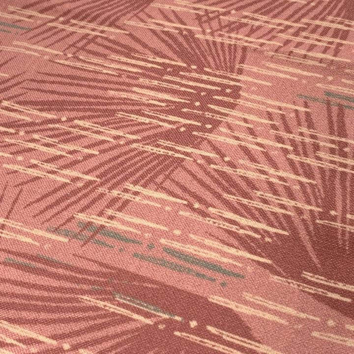 Red Loulu Table Runner Close-up