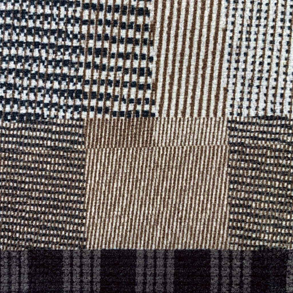 Premium Papamū Table Runner Close-up